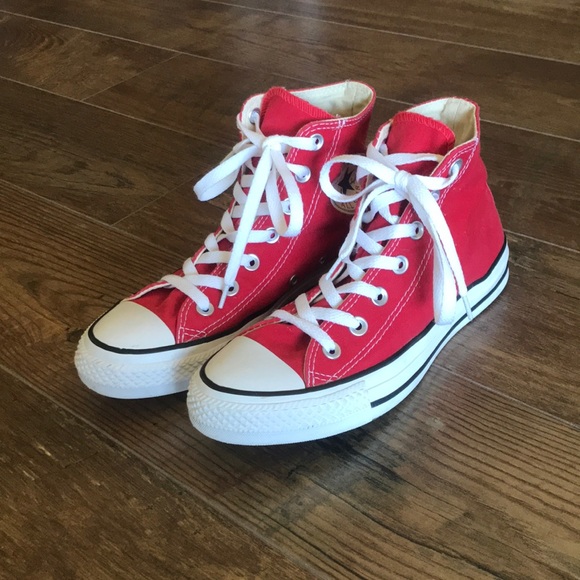 Converse Shoes - NWOT red high top converse